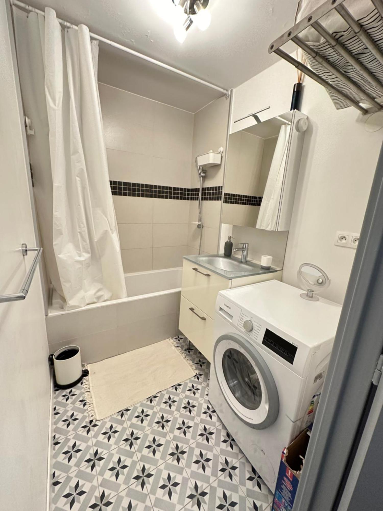 Cosy Duplex Avec Parking A Paris 19 By Immo Kit Bnb Esterno foto