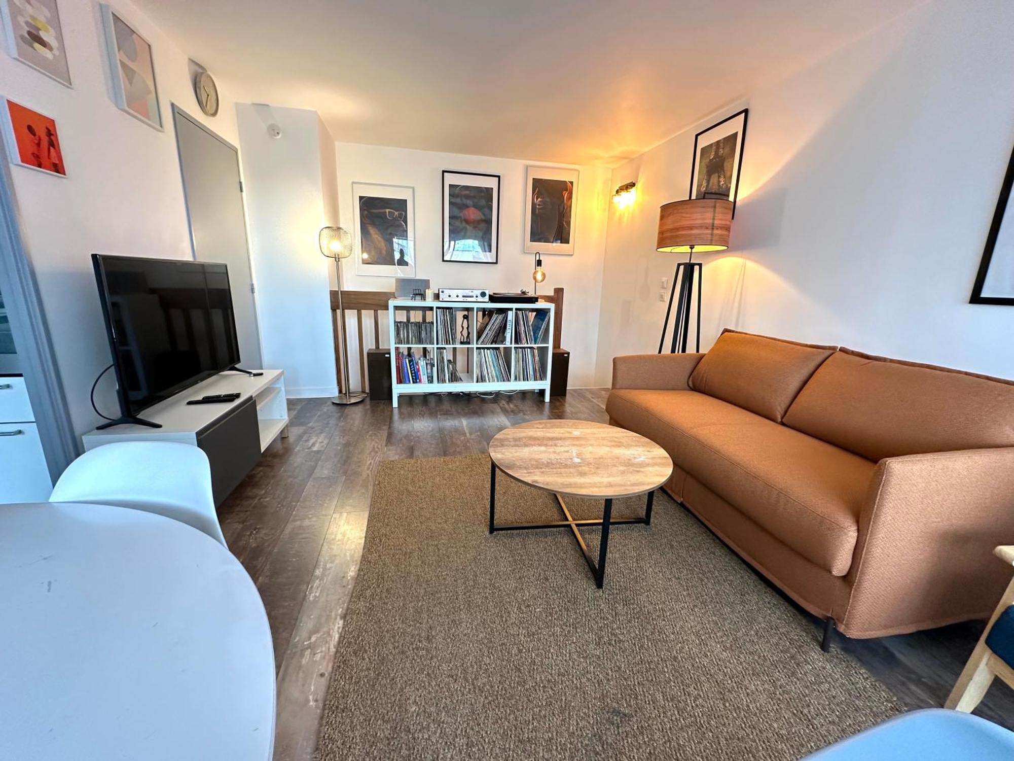 Cosy Duplex Avec Parking A Paris 19 By Immo Kit Bnb Esterno foto