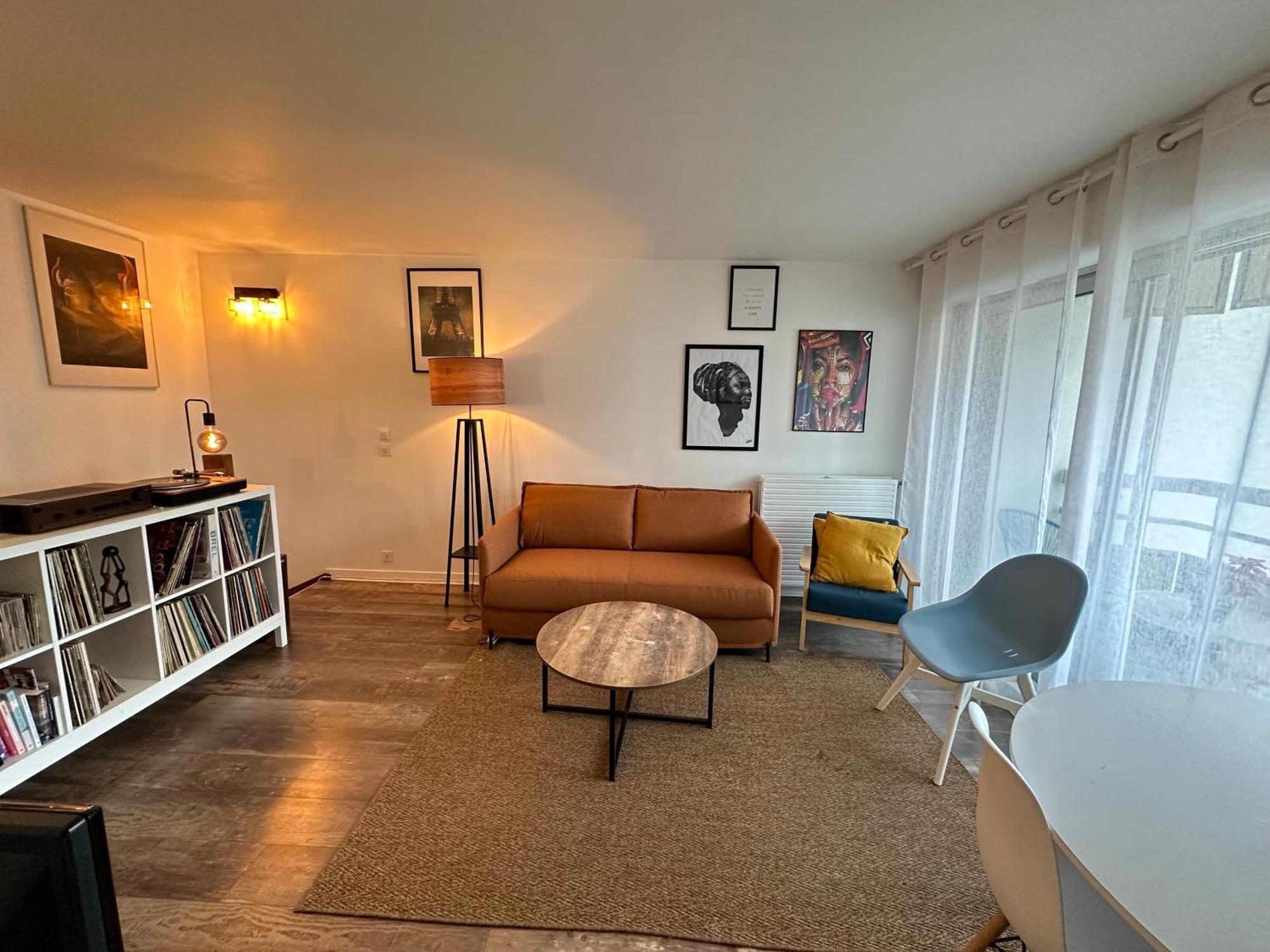 Cosy Duplex Avec Parking A Paris 19 By Immo Kit Bnb Esterno foto