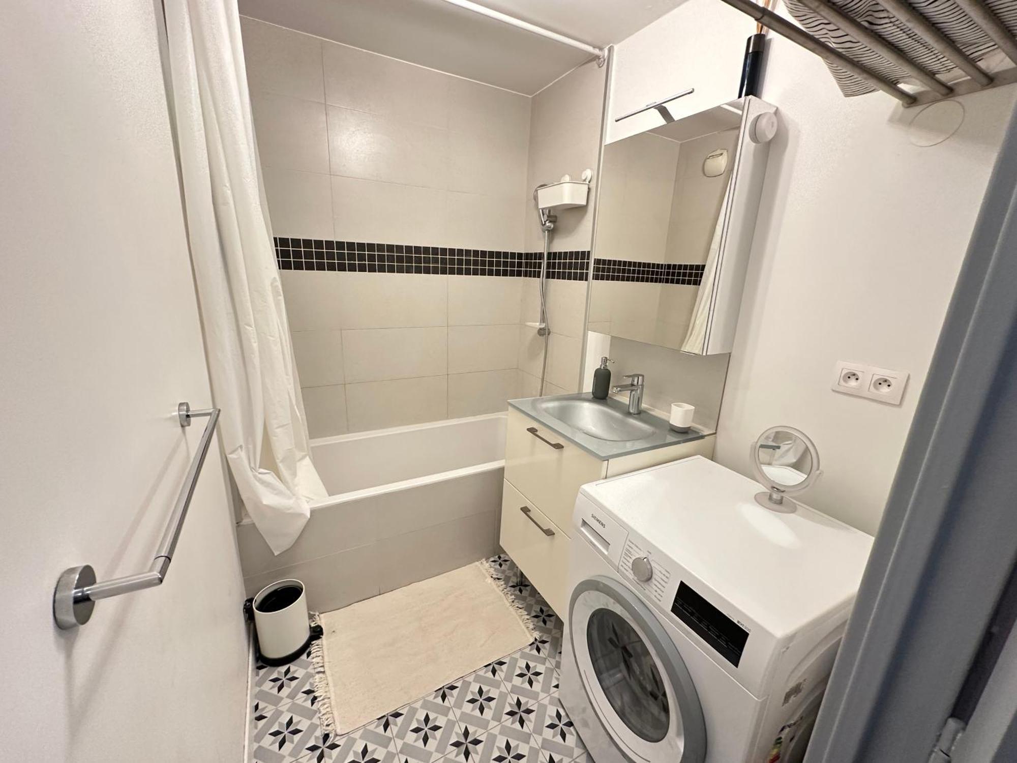 Cosy Duplex Avec Parking A Paris 19 By Immo Kit Bnb Esterno foto